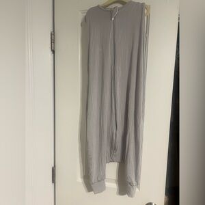 Kyte Baby sleep bag / sack - size large, .5 weight, in light grey